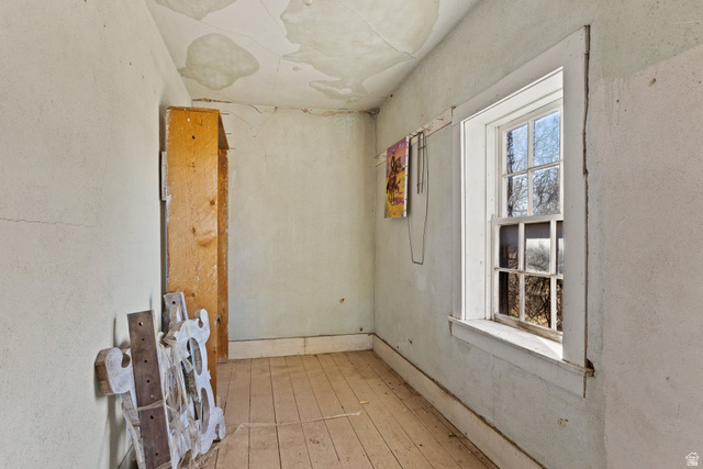 83 West 100 South Virgin, UT 84779 - Photo 11 of 35 Unfurnished room with hardwood / wood-style flooring