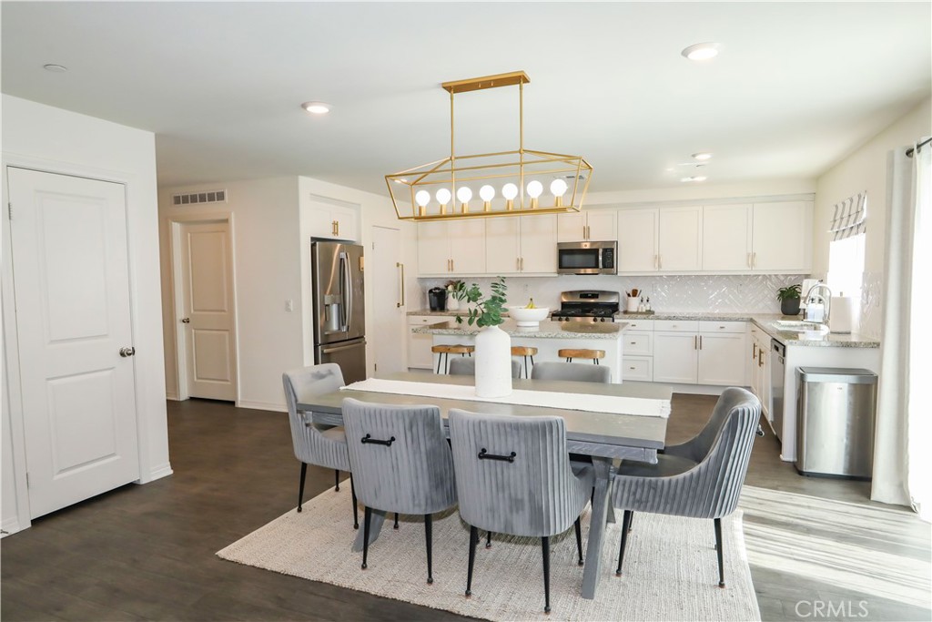 32259 Rambling Court Winchester, CA 92596 - Photo 10 of 29