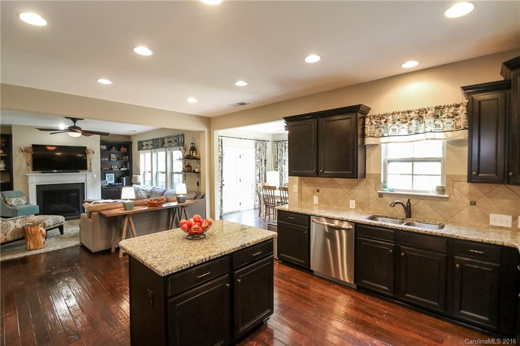 662 Reliance Court, Unit 13 Tega Cay, SC 29708 - Photo 13 of 24 a kitchen with lots of counter top space