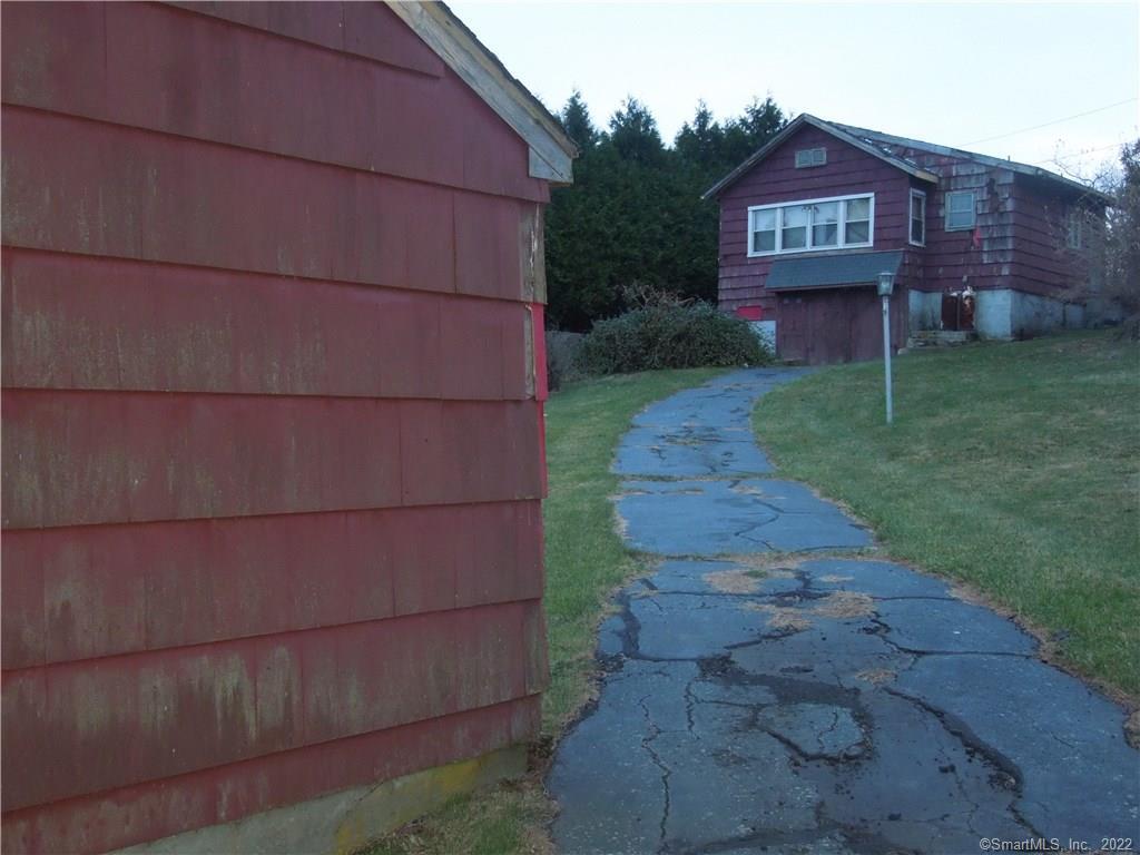 14 Meriden Street Guilford, CT 06437 - Photo 1 of 1