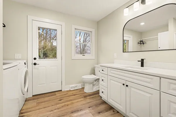 $448,000 | 8134 Birchwood Avenue, Jenison, MI 49428