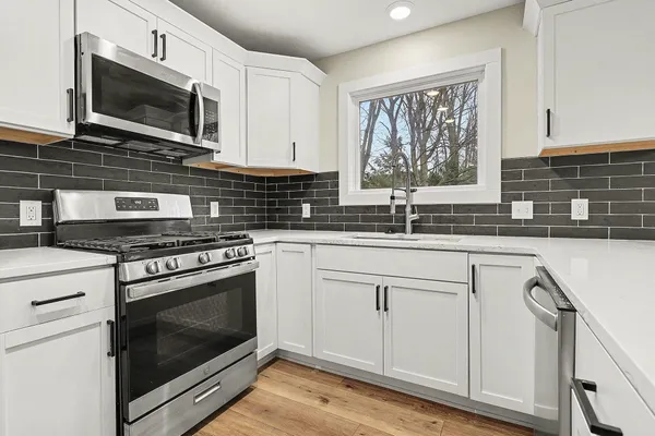 $448,000 | 8134 Birchwood Avenue, Jenison, MI 49428