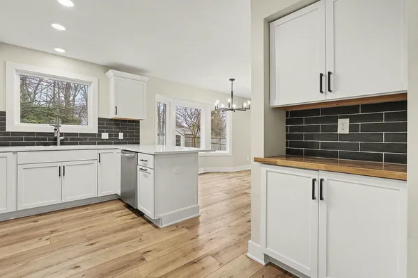 $448,000 | 8134 Birchwood Avenue, Jenison, MI 49428