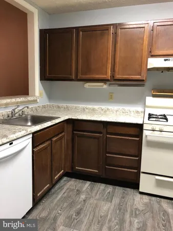 $1,899 | 916 Windbrooke Drive, Unit 916, Gaithersburg, MD 20879