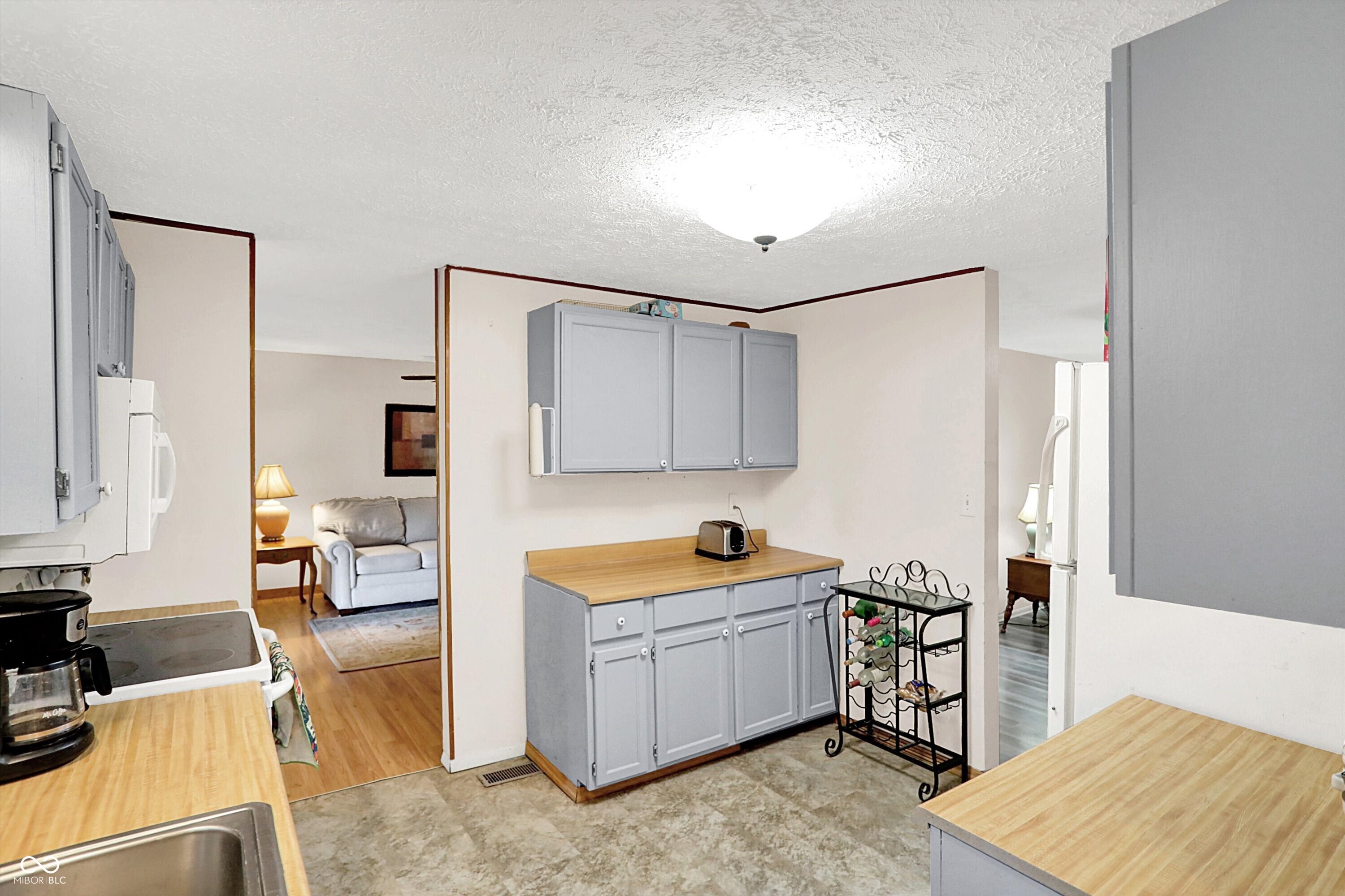 1104 Commission Road Greenwood, IN 46142 - Photo 9 of 31 Gallery Image 9