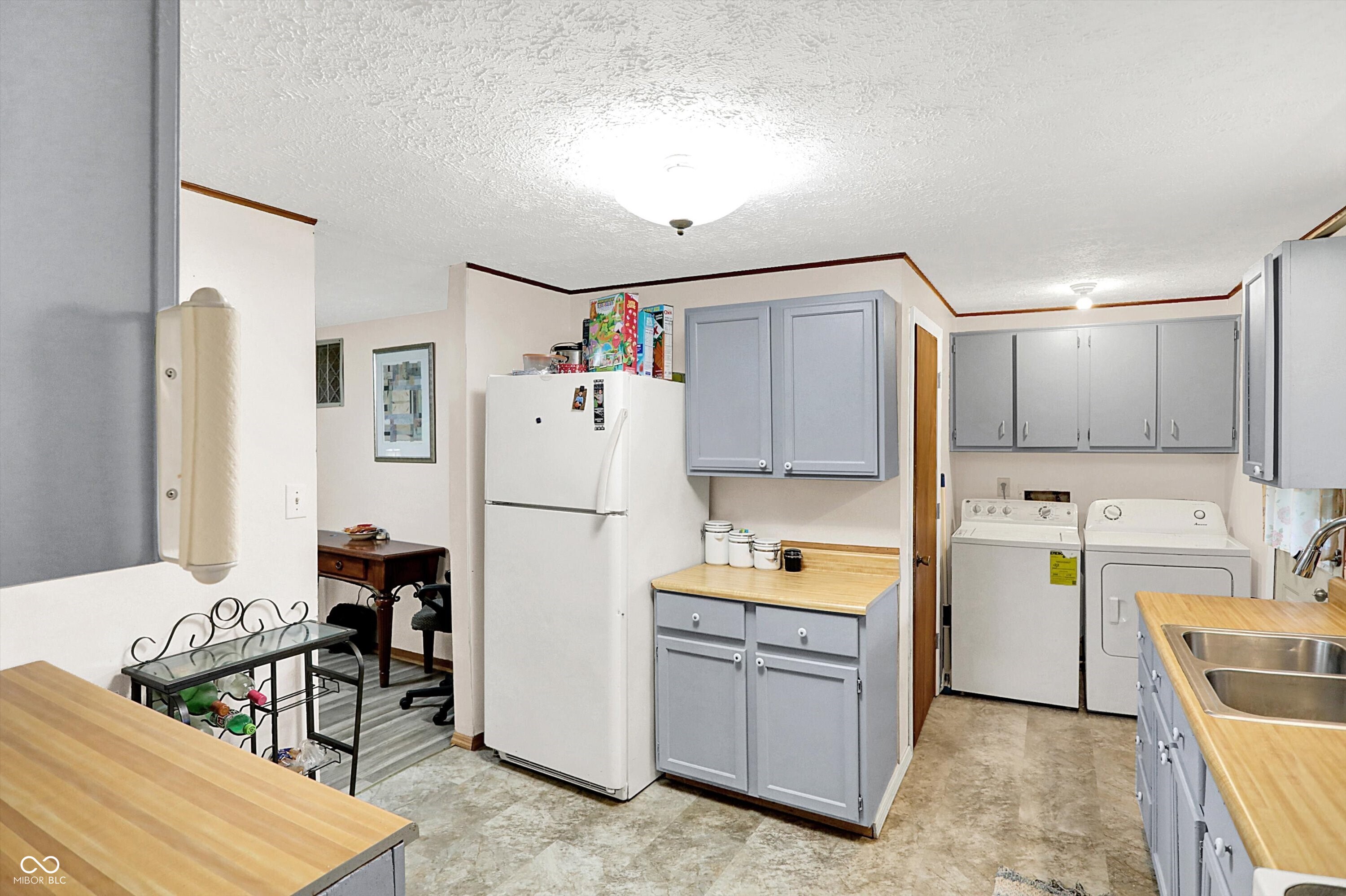1104 Commission Road Greenwood, IN 46142 - Photo 10 of 31 Gallery Image 10