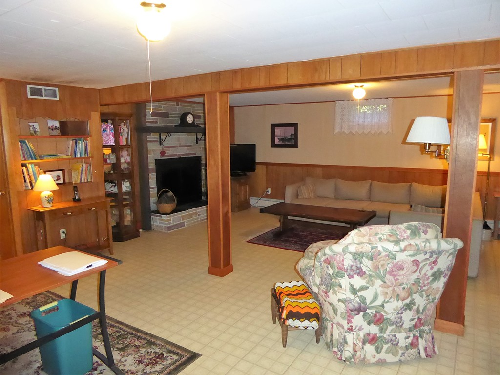 2 Hawthorne Road Wilbraham, MA 01095 - Photo 25 of 30