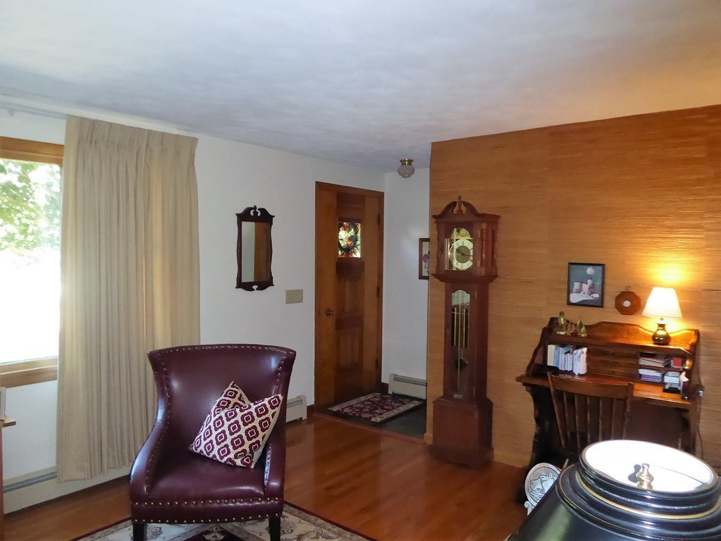 2 Hawthorne Road Wilbraham, MA 01095 - Photo 7 of 30