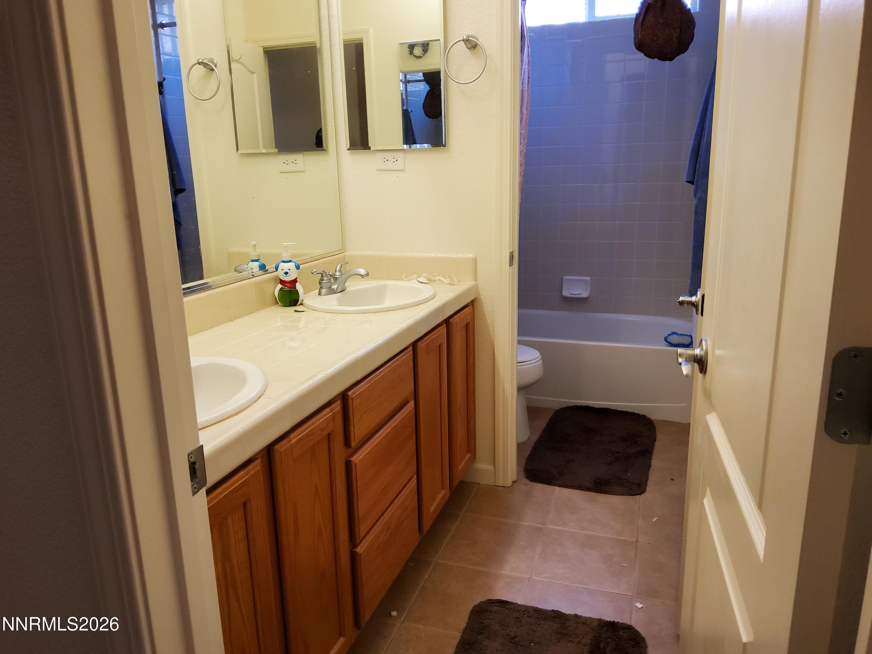 1675 Jewel Ridge Court Reno, NV 89506 - Photo 21 of 34 20260606_130113