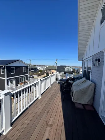 $3,700 | 102 Florida Street, Long Beach, NY 11561