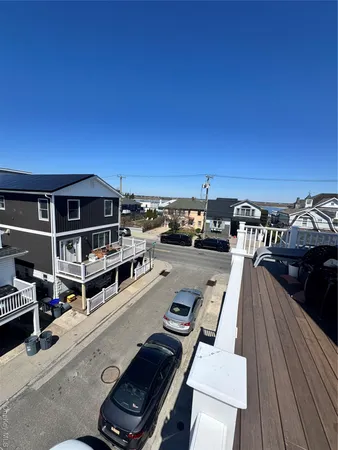 $3,700 | 102 Florida Street, Long Beach, NY 11561