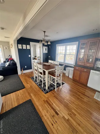 $3,700 | 102 Florida Street, Long Beach, NY 11561