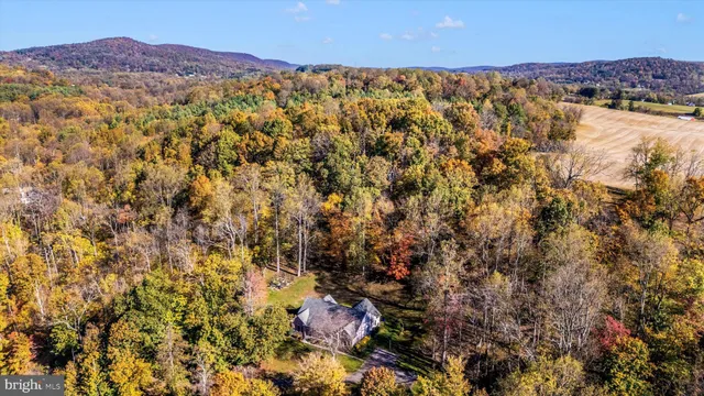 $700,000 | 2240 Monument Road, Myersville, MD 21773