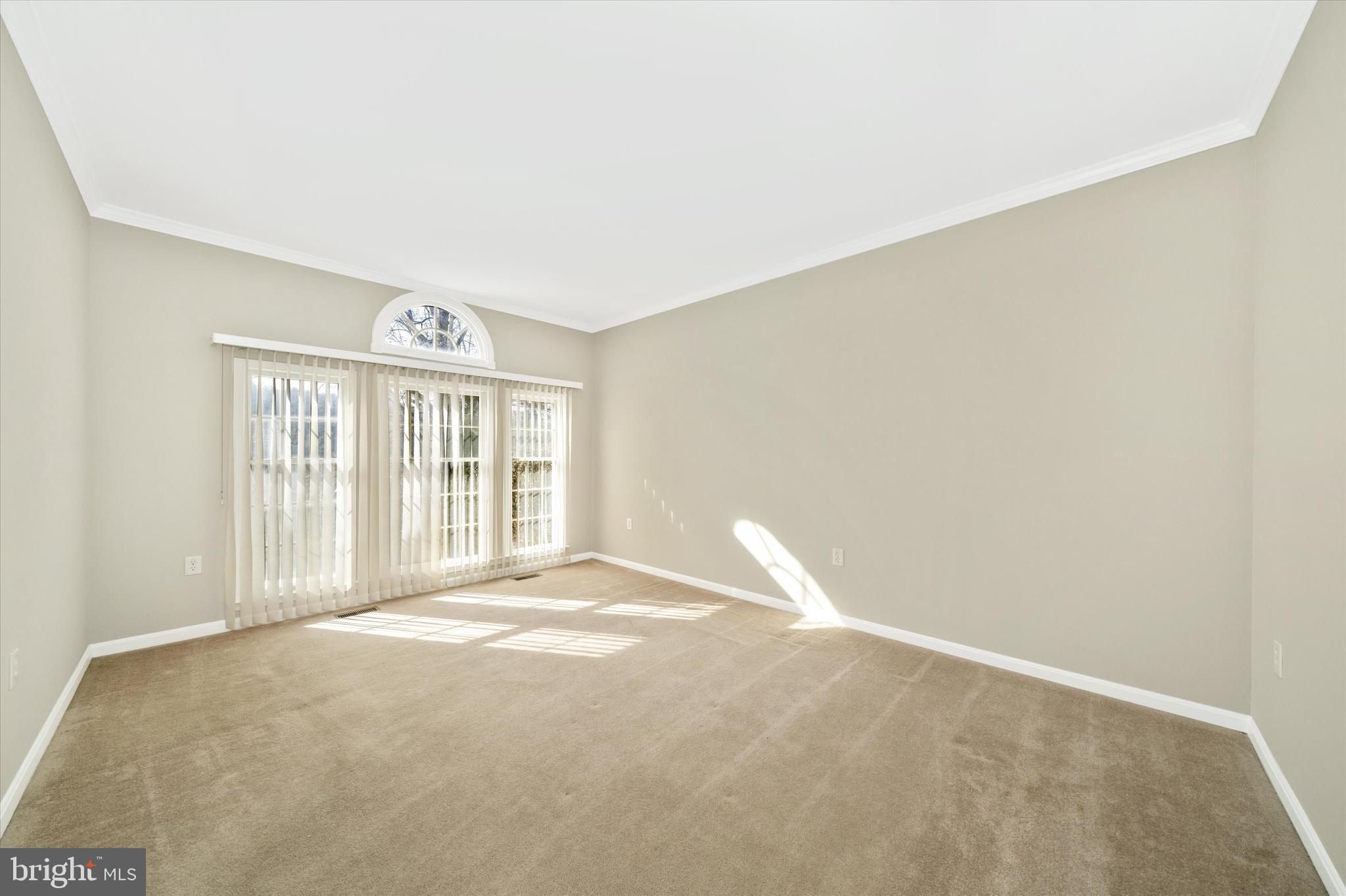 2240 Monument Road Myersville, MD 21773 - Photo 8 of 51