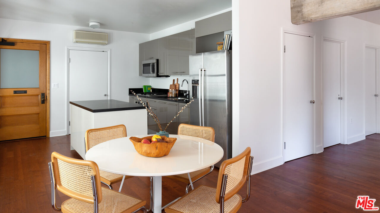 416 South Spring Street, Unit 809 Los Angeles, CA 90013 - Photo 20 of 39 Gallery Image 20
