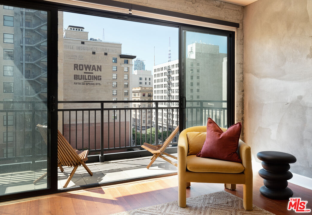 416 South Spring Street, Unit 809 Los Angeles, CA 90013 - Photo 8 of 39 Gallery Image 8