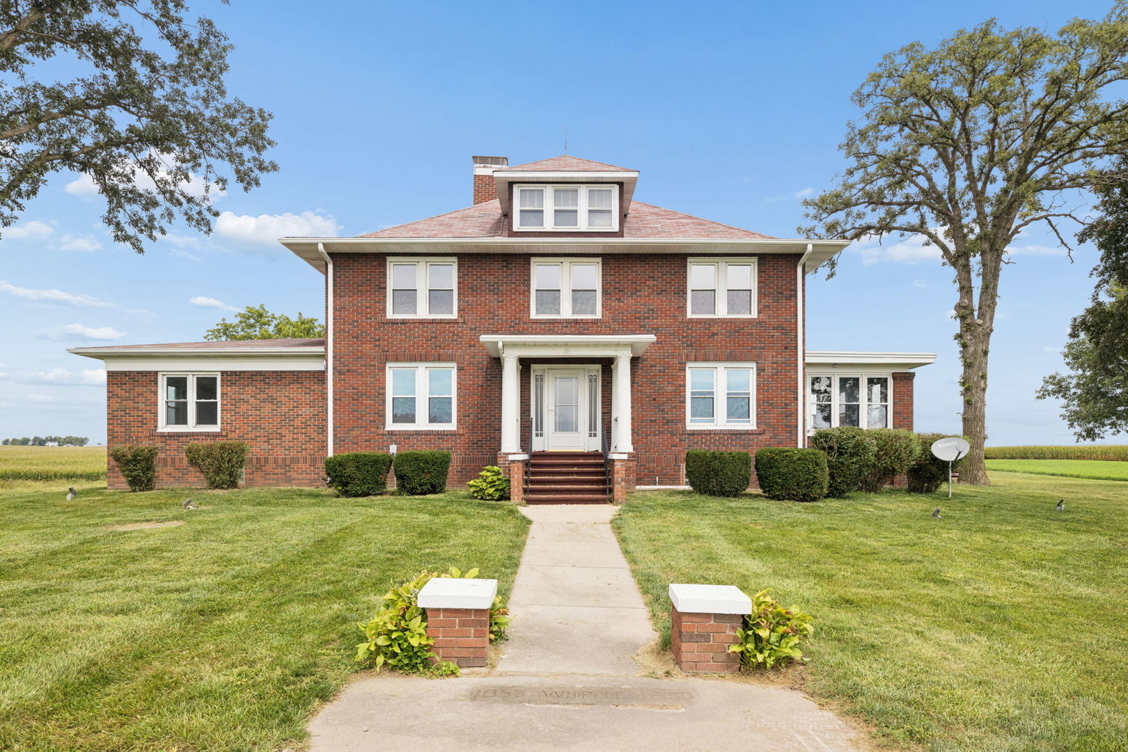 751 North 3150th Road Utica, IL 61373 - Photo 3 of 68 Gallery Image 3
