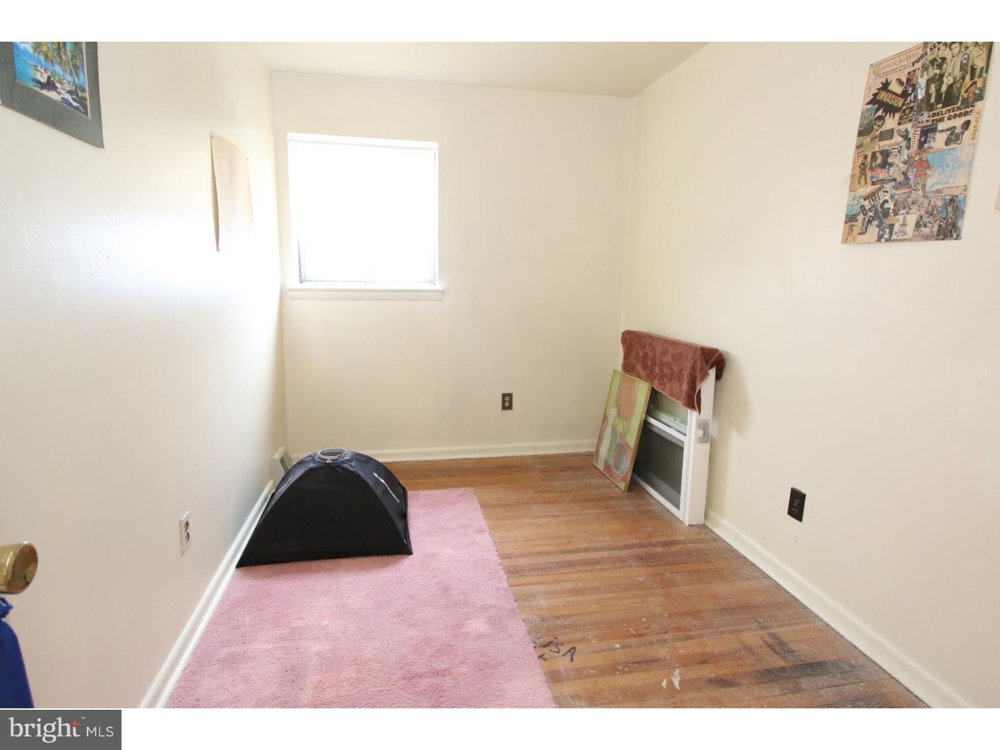 2829 Chase Road Philadelphia, PA 19152 - Photo 17 of 25 Bedroom 2