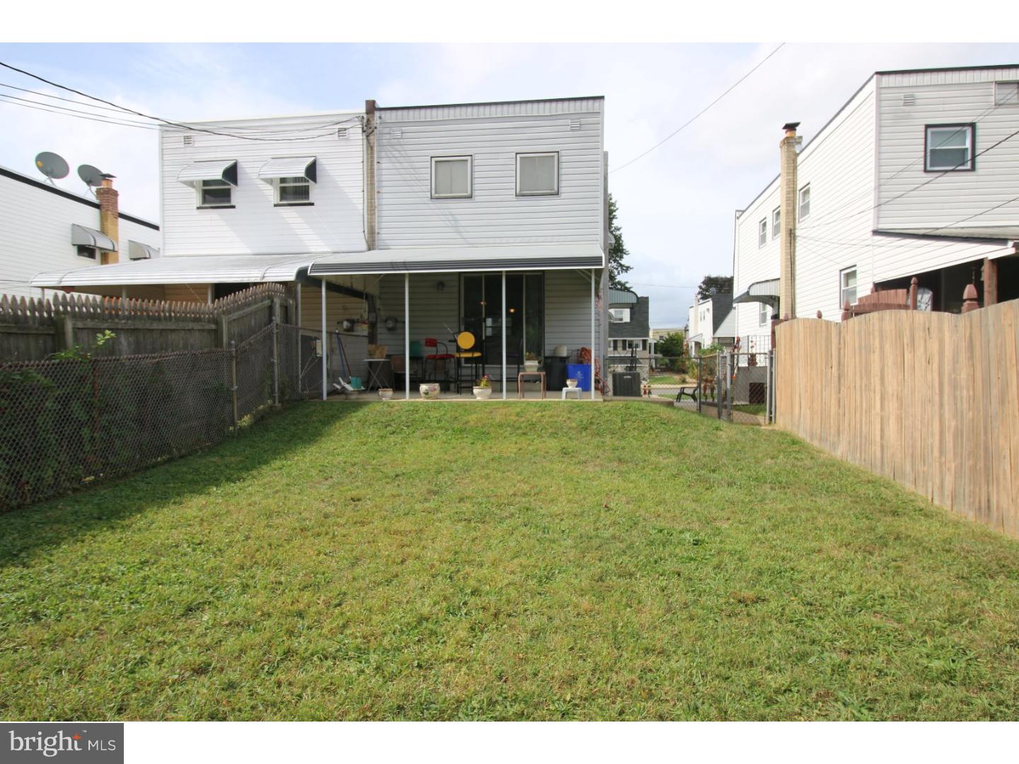2829 Chase Road Philadelphia, PA 19152 - Photo 22 of 25 Back Yard