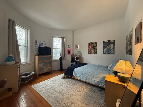 $5,000 | 98 Cypress Street, Unit 2, Brookline, MA 02445