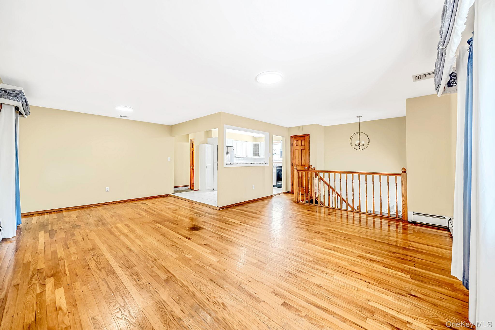 263 Commack Road Deer Park, NY 11729 - Photo 10 of 24 Gallery Image 10