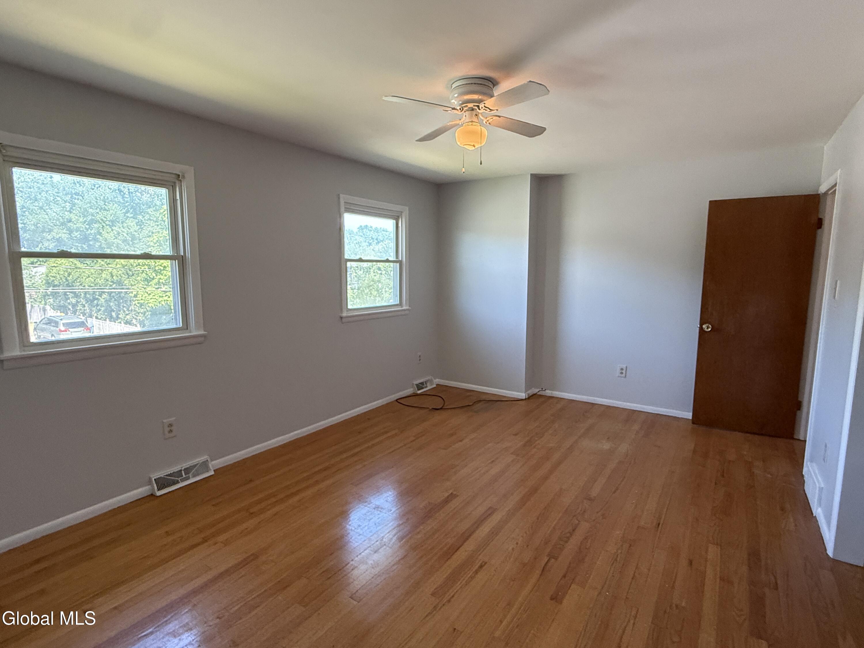 5 B Van Dyke Road Colonie, NY 12205 - Photo 13 of 20 IMG_0237