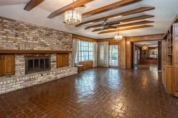 $415,000 | 1010 Aspen Road, Gainesville, TX 76240