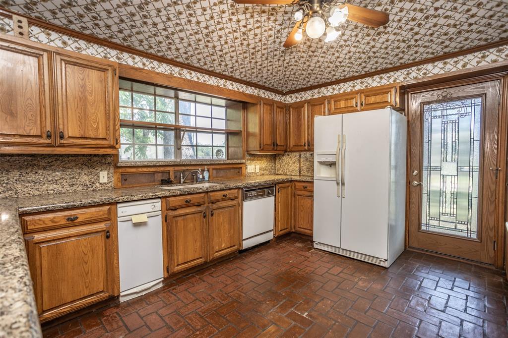 1010 Aspen Road Gainesville, TX 76240 - Photo 24 of 40