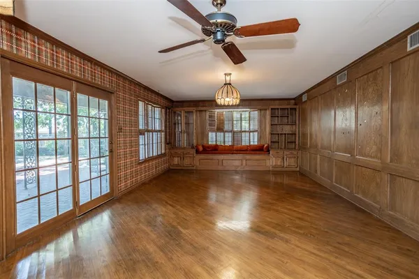 $415,000 | 1010 Aspen Road, Gainesville, TX 76240