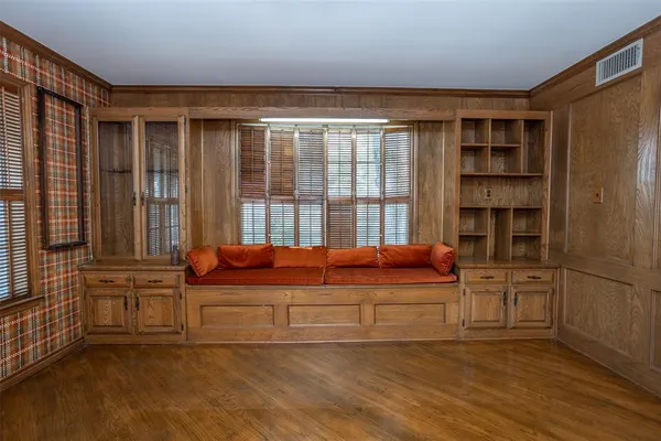 $415,000 | 1010 Aspen Road, Gainesville, TX 76240