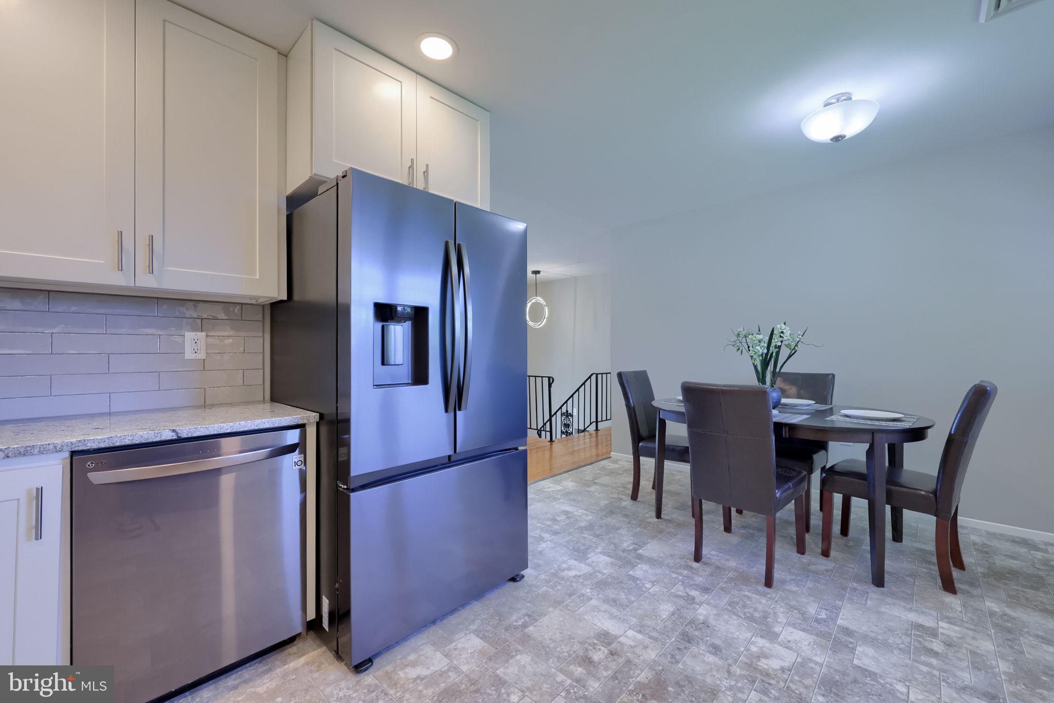 8 Heathglen Road Middletown, PA 17057 - Photo 16 of 40 Kitchen