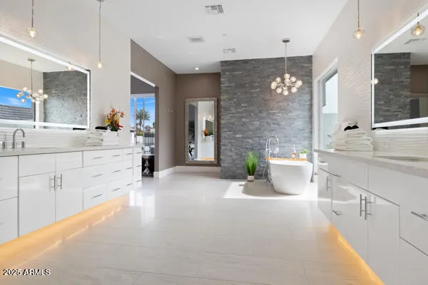 $12,700,000 | 4425 North Arcadia Lane, Phoenix, AZ 85018