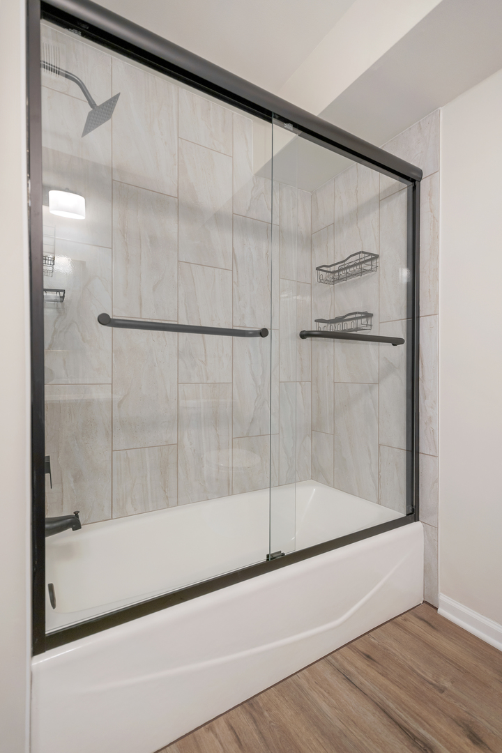 847 Coach Road, Unit 1 Palatine, IL 60074 - Photo 13 of 25 Gallery Image 13