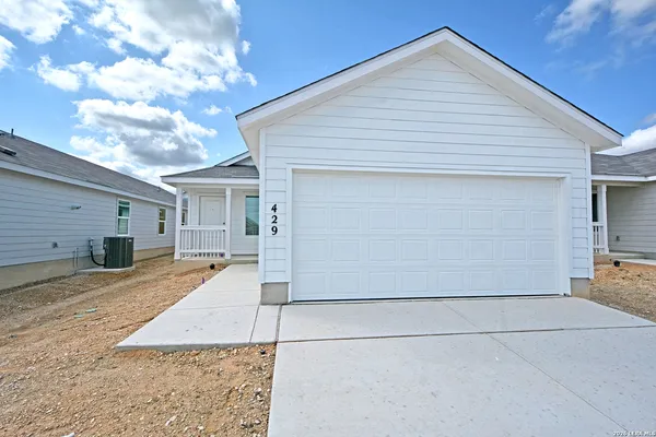 $1,550 | 429 Payton Place, Marion, TX 78124