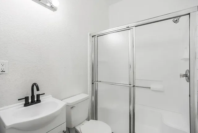 $209,000 | 2634 Bales Avenue, Kansas City, MO 64127