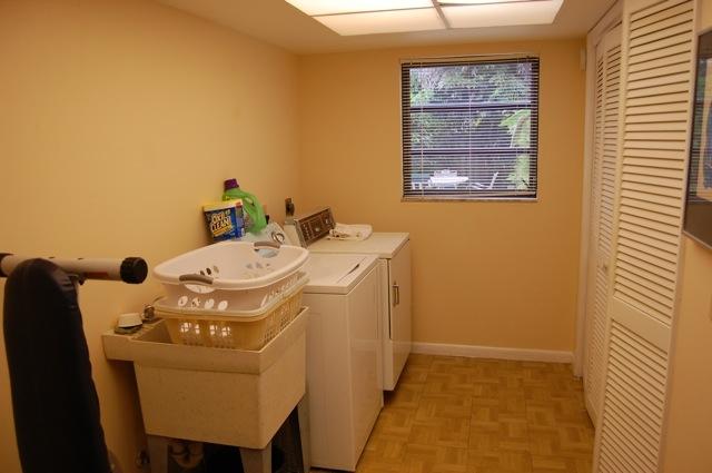 2435 Northwest 30th Street Boca Raton, FL 33431 - Photo 14 of 27 Laundry Room