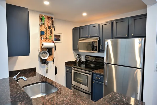 $3,100 | 169 Monsignor O'Brien Highway, Unit 611, Cambridge, MA 02141