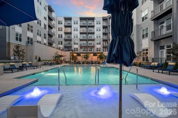 $1,886 | 2020 West Morehead Street, Unit TANGO, Charlotte, NC 28208