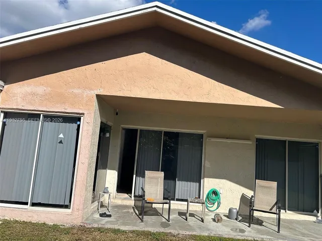 $2,900 | 11966 Southwest 210th Street, Unit 11966, Miami, FL 33177