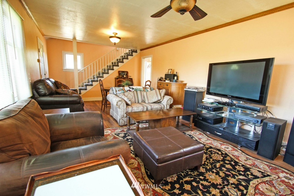 4470 Hall Road Blaine, WA 98230 - Photo 4 of 16