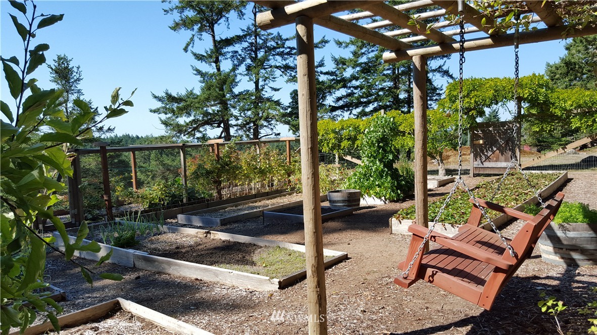 941 Mud Bay Road Lopez Island, WA 98261 - Photo 13 of 15 Gallery Image 13
