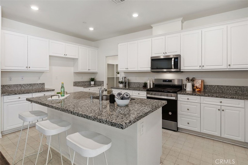 7640 Sweet Rnch Circle Riverside, CA 92507 - Photo 20 of 36 Gallery Image 20