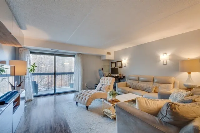 $535,000 | 289 Elm Street, Unit 34B, Medford, MA 02155