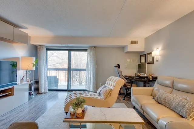 $535,000 | 289 Elm Street, Unit 34B, Medford, MA 02155