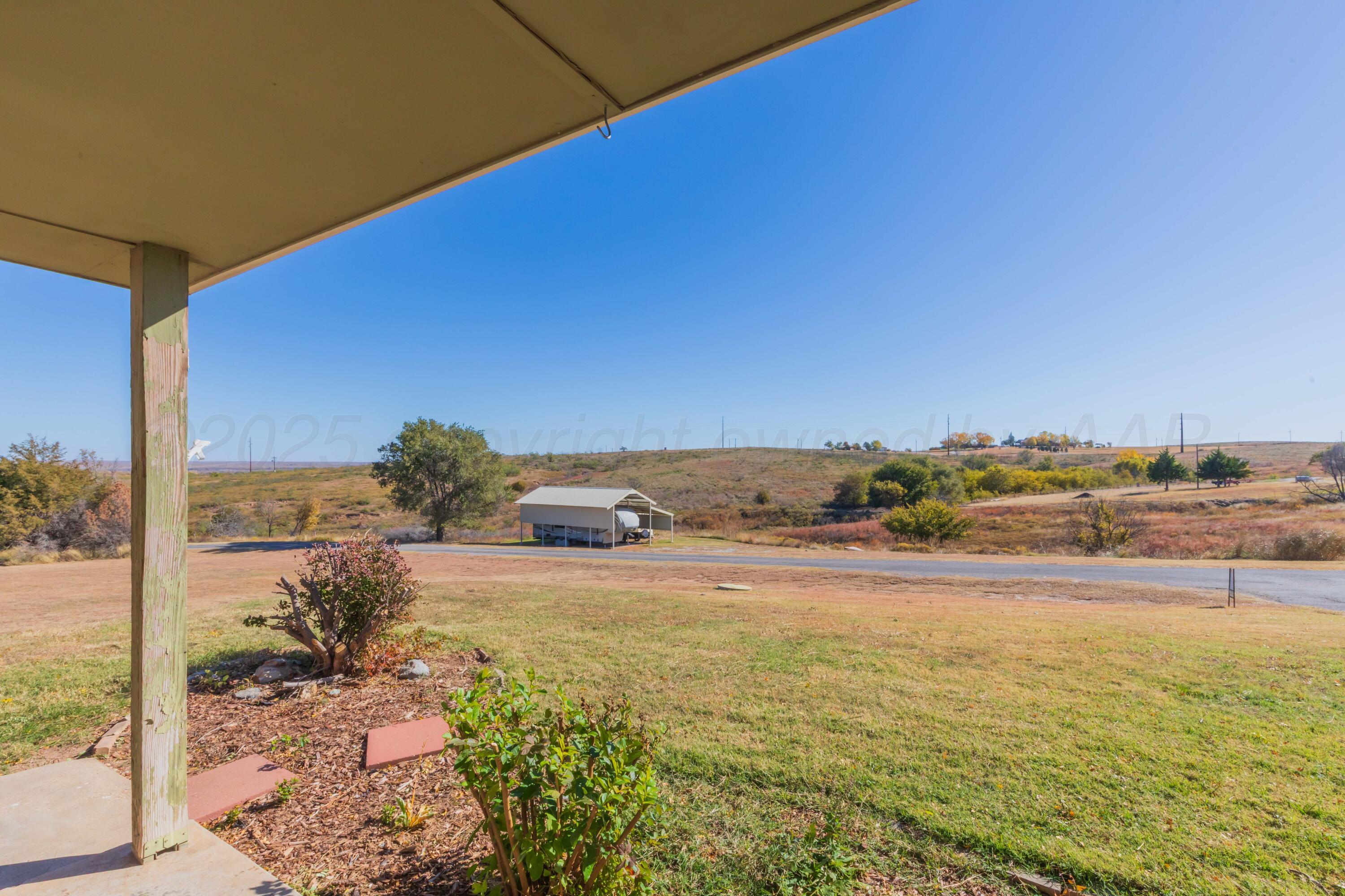 134 Eddie Street Canadian, TX 79014 - Photo 2 of 45 a view of an ocean and beach