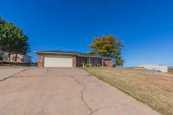 $244,900 | 134 Eddie Street, Canadian, TX 79014