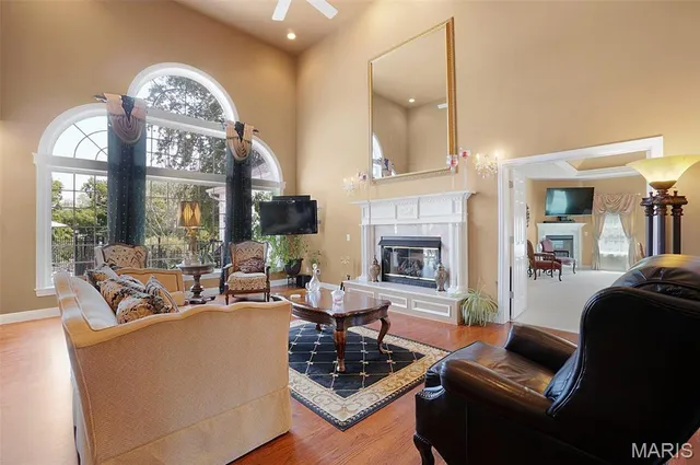 $1,150,000 | 848 Golden Meadows Drive, Defiance, MO 63341