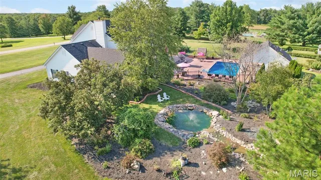 $1,150,000 | 848 Golden Meadows Drive, Defiance, MO 63341