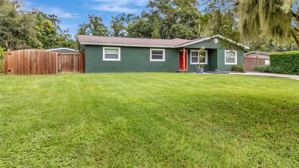 2923 Junction Road Zellwood, FL 32798 - Photo 6 of 43 Gallery Image 6