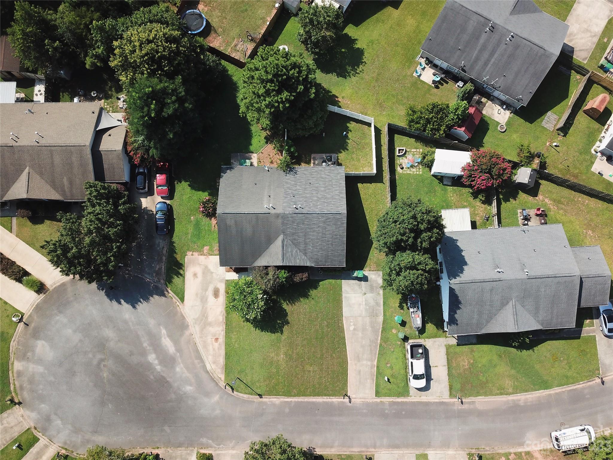 520 Jacobs Ridge Fort Mill, SC 29715 - Photo 6 of 33 an aerial view of a house with a yard and a large tree